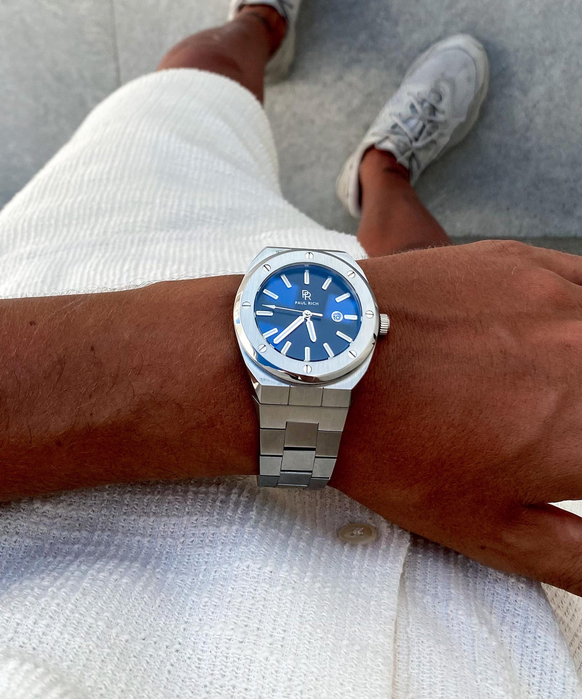 42MM / Quartz; 45MM / Quartz; 42MM / Automatic; 45MM / Automatic 42MM / Quartz; 45MM / Quartz; 42MM / Automatic; 45MM / Automatic